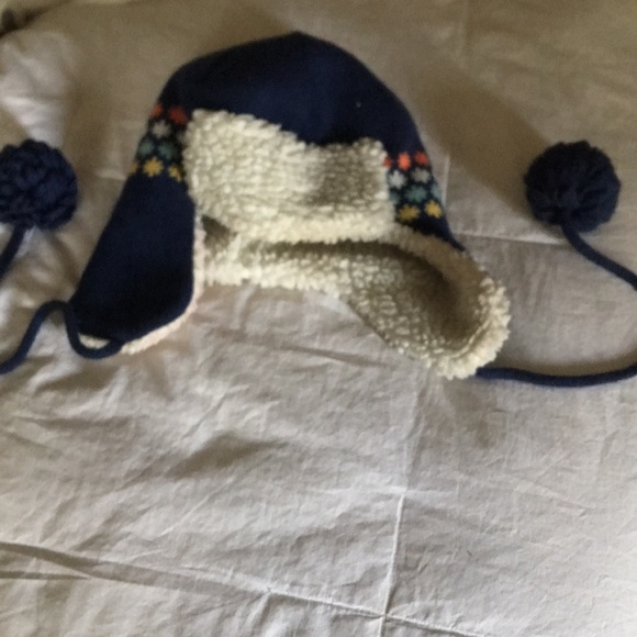 Retro Beanie - Picture 3 of 4